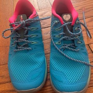 Nike sneakers never worn